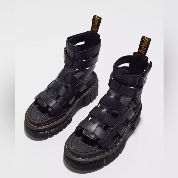 Dr. Martens Shoes - NWT Dr. Martens Ricki Gladiator Sandals Size 8